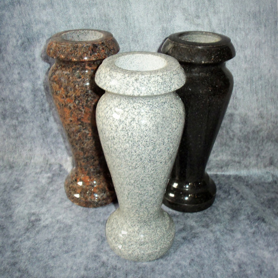 Turned vases – Dakota Mahogany / Georgia Gray / Black